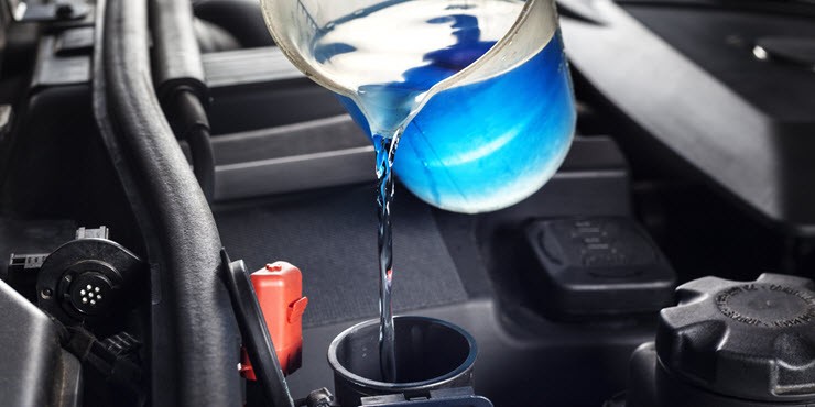 Как заменить антифриз самостоятельно: ошибки и пошагово