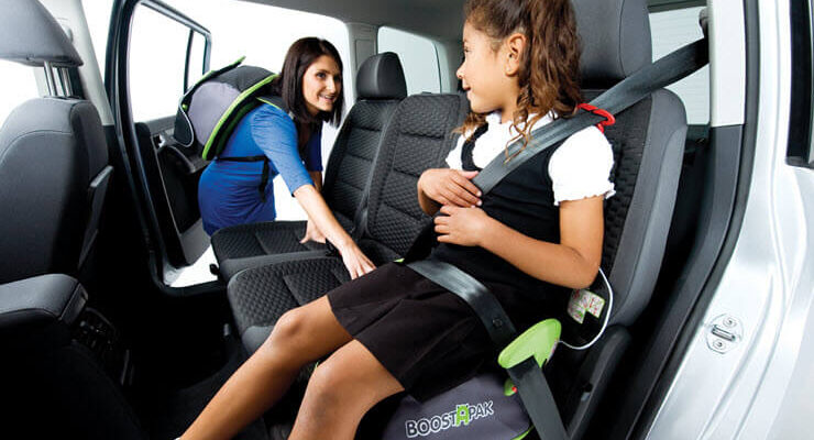 Бустер для детей в машину