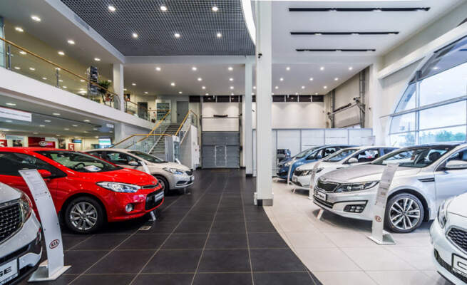 Частные продажи vs дилер: риски, проверки и документация при покупке авто