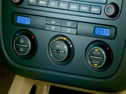 Двухзонный климат контроль