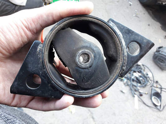 Моторные опоры: симптомы, диагностика под нагрузкой, гидроопоры vs обычные