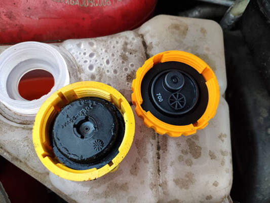 Крышка расширительного бачка