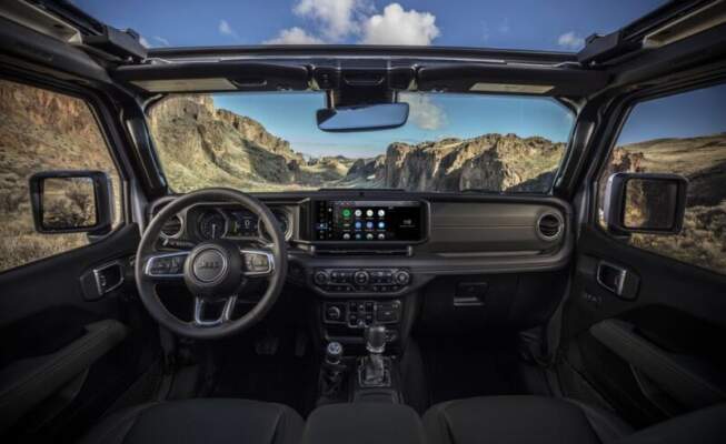 Jeep Wrangler 2024 года