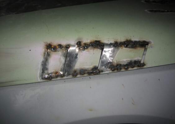 Привариваем вырезанные части