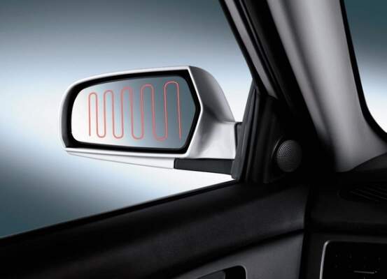 принцип работы нагревательного элемента в зеркале заднего вида