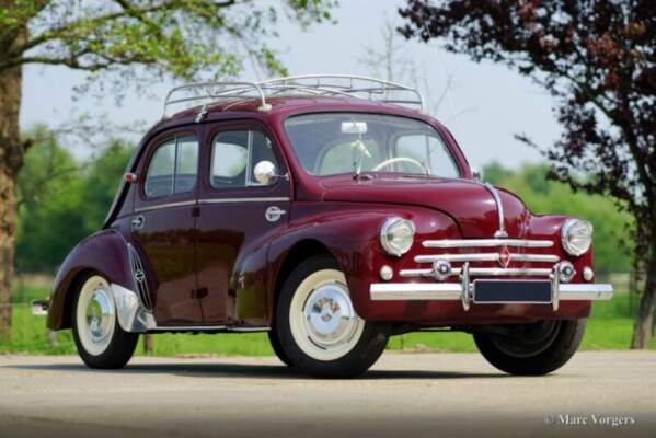 Дизайн Renault 4cv