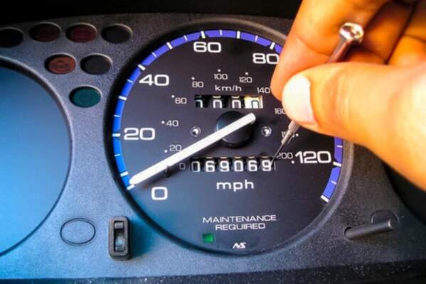 Как узнать скручен ли пробег?