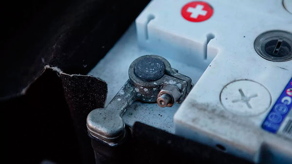 Машина не заводится: быстрый алгоритм диагностики (АКБ, стартер, иммобилайзер, топливо)