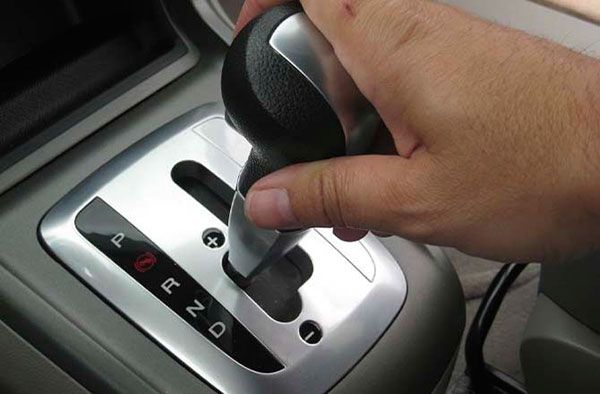 Ремонт АКПП: признаки скорой поломки, точная диагностика и план действий (2025)