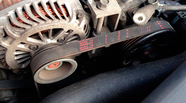 Чем смазать ремень генератора, чтобы не свистел