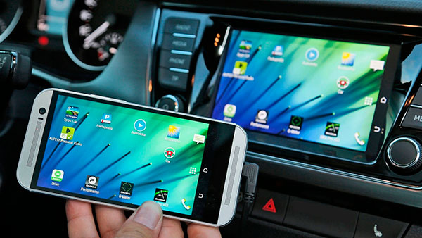 Беспроводной CarPlay/Android Auto: задержка, звук, стабильность — большой тест