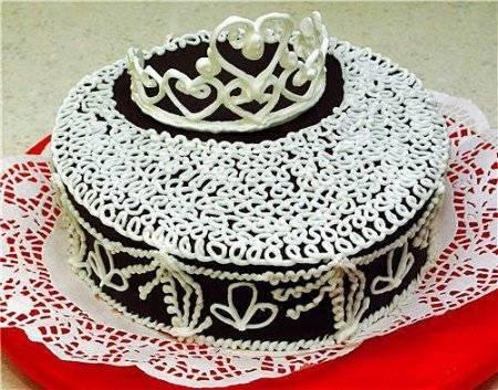 торт украшенный айсингом