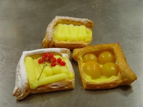 карэ из слоеного теста