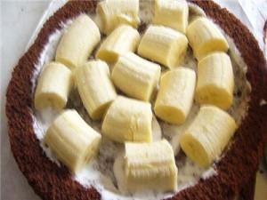 начиняем бананами торт крот