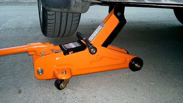 Антикоррозийная обработка автомобиля: составы, частота, ошибки и технология — полный гид