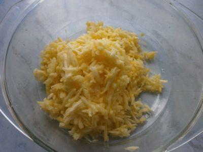 натертый свежий кабачок для салата