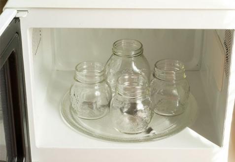 как стерилизовать банки в микроволновке