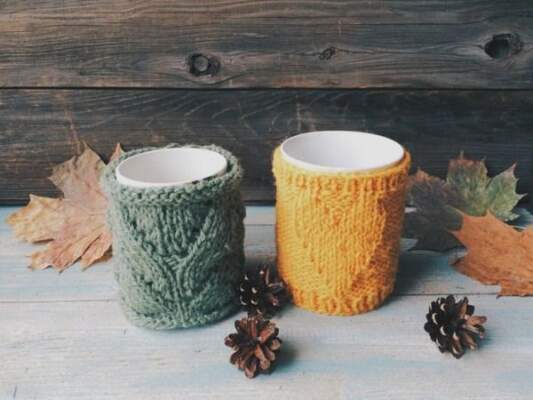 кружка в подарок в одежке ручной работы