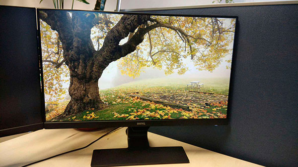 Монитор BENQ