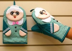 прихватки-рукавички "Бабушка"