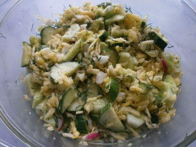 салат из свежего кабачка и огурцов