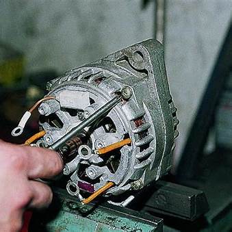 Как определить неисправность генератора: основные признаки и способы диагностики