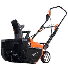 Как грамотно организовать хранение техники вне сезона