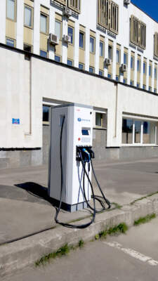 Где зарядить электромобиль в Москве: карта станций
