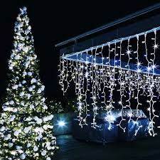 Освещение участка на солнечных батареях: миф или реальная экономия?