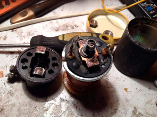 Не крутит стартер на горячую: причины, диагностика и способы устранения