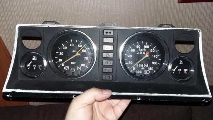 Панель приборов ВАЗ 2107: устройство, назначение и особенности эксплуатации
