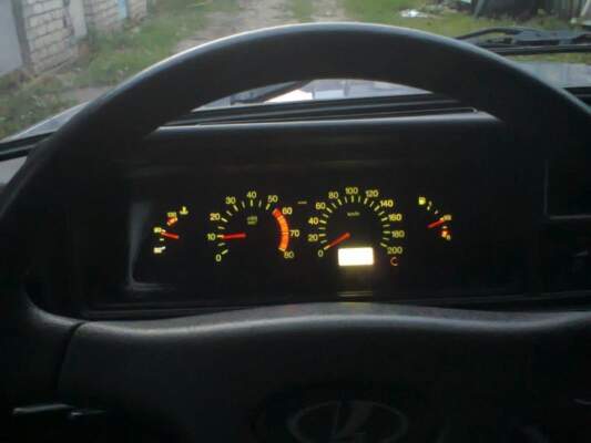 Панель приборов ВАЗ 2107: устройство, назначение и особенности эксплуатации