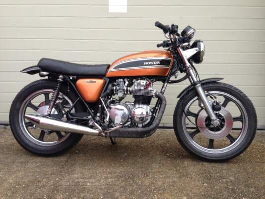 Тренды в дизайне мотоциклов: от кафе-рейсеров до чопперов