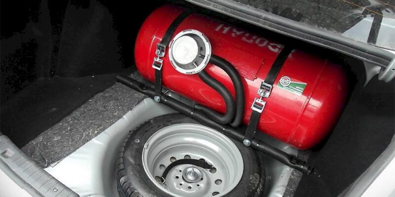 Легализация тюнинга в РФ 2025: как оформить лифт, багажники и ГБО без штрафов и отказов