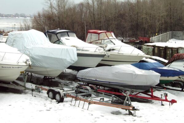 Зимняя консервация катера: советы профессионалов