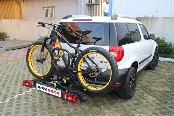 Перевозка велосипедов: фаркоп vs крыша vs салон — штрафы, аэродинамика