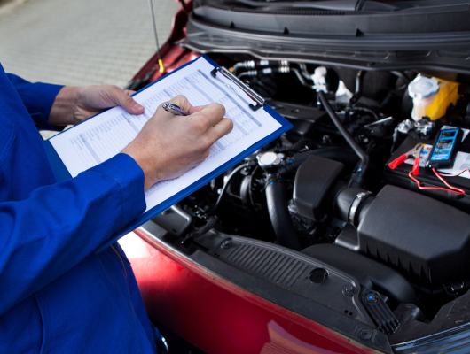 Как подготовить автомобиль к дальнему путешествию: чек-лист 2025