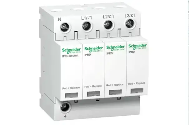 Как защитить бытовую технику на даче от перепадов напряжения и грозы